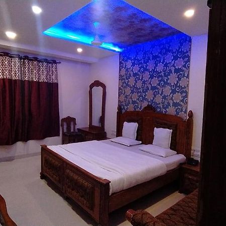 Hotel Shalimar Executive, Uran Islampur Peth  Bagian luar foto