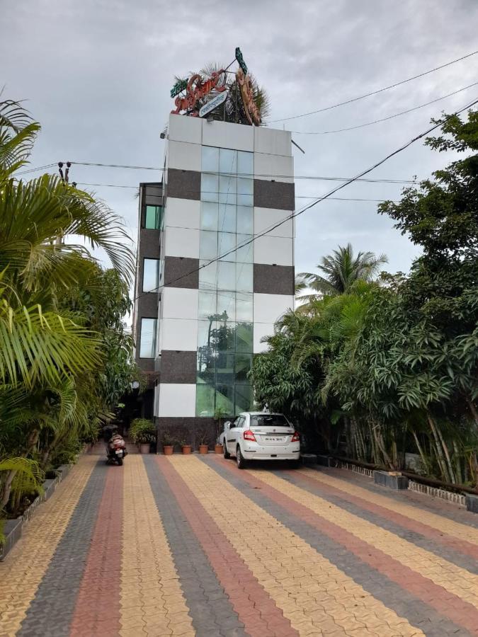 Hotel Shalimar Executive, Uran Islampur Peth  Bagian luar foto