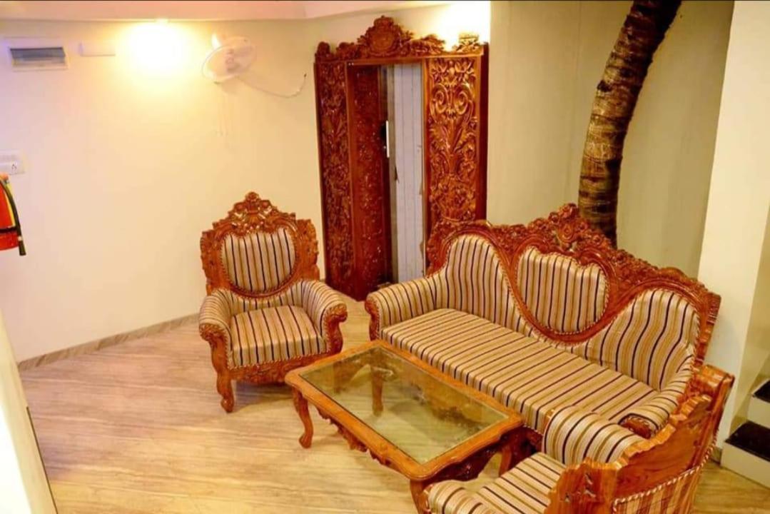 Hotel Shalimar Executive, Uran Islampur Peth  Bagian luar foto