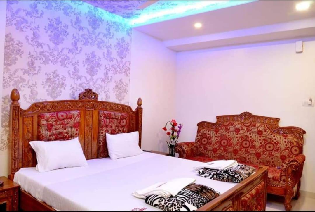 Hotel Shalimar Executive, Uran Islampur Peth  Bagian luar foto